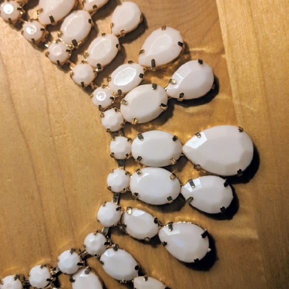 Statement necklace - Picture 2 of 6